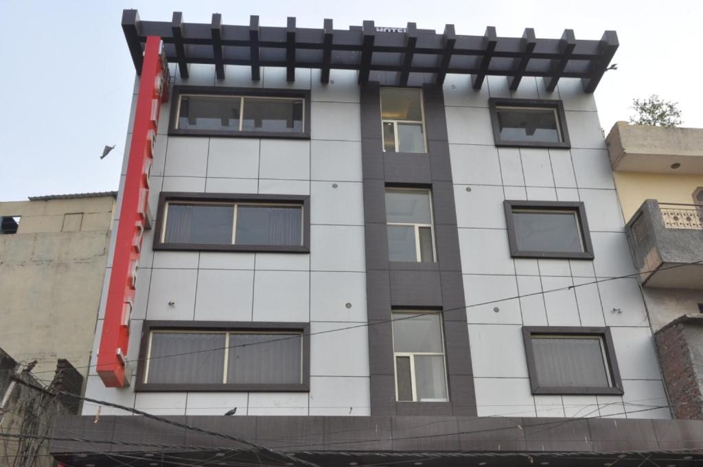 Hotel Al Gulzar Delhi  Buitenkant foto