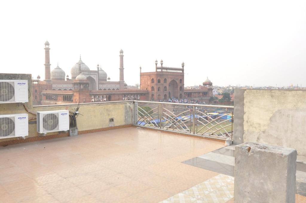 Hotel Al Gulzar Delhi  Buitenkant foto